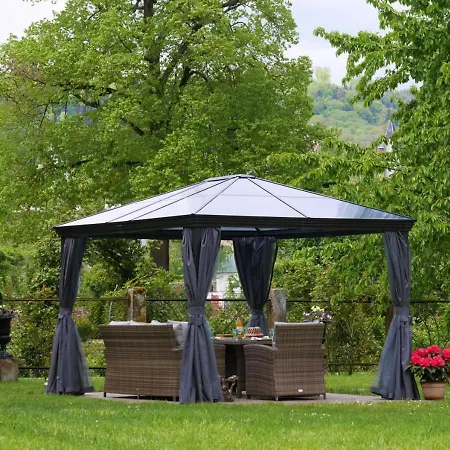 Apartment Le Jardin Des Roses