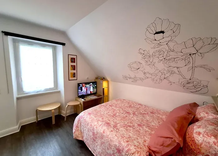 Le Jardin Des Roses Апартаменты *
